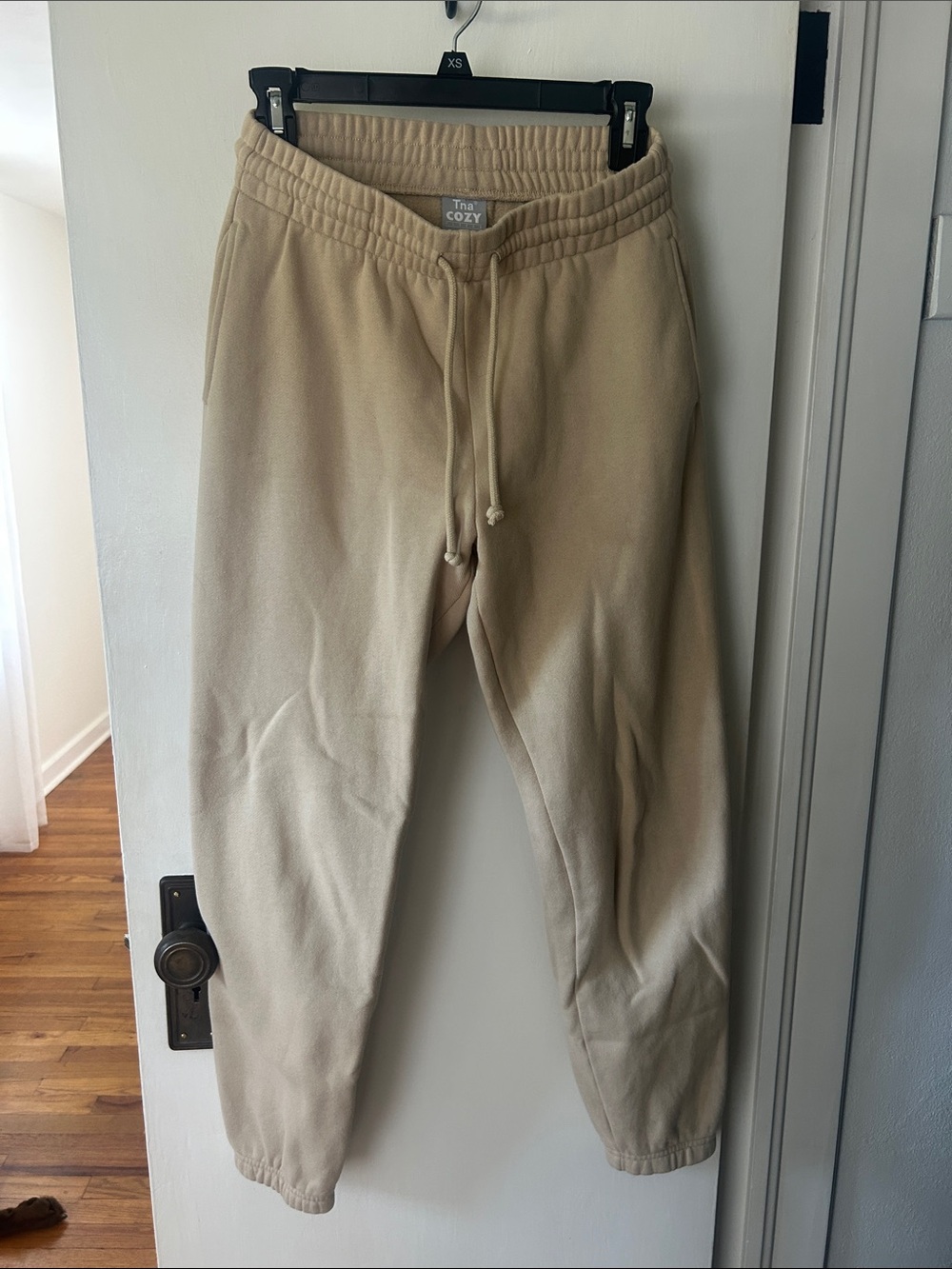 Aritzia TNA Sweatpants